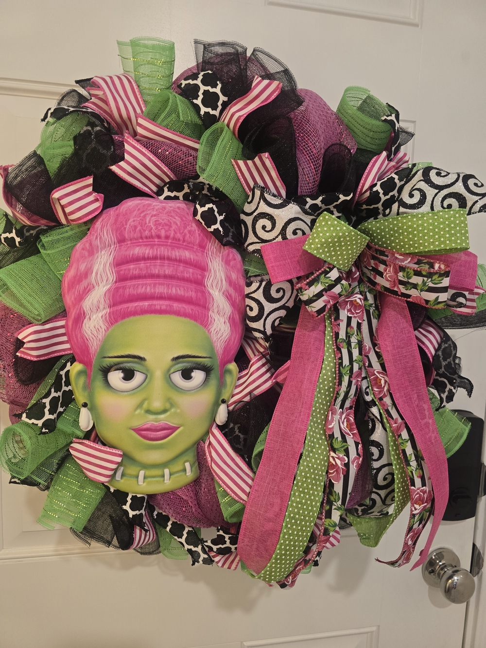 Mrs Frankenstein Pink wreath for Halloween